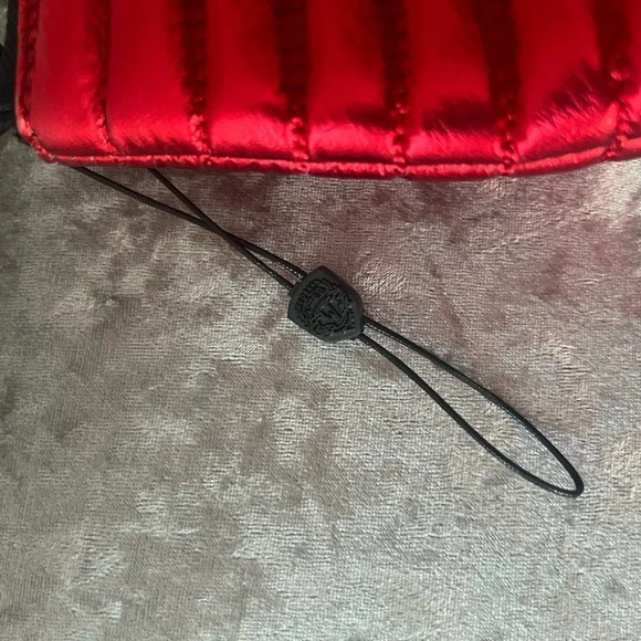 Rudsak bag pouch quilted metallic red shiny black Canadian heritage makeup purse - Picture 6 of 11